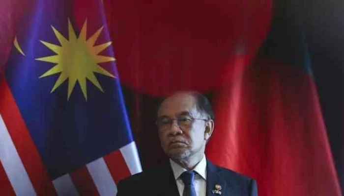 Ultimatum yang Mengancam: Dari Pengadilan Hingga Sepak Bola