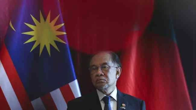 Ultimatum yang Mengancam: Dari Pengadilan Hingga Sepak Bola