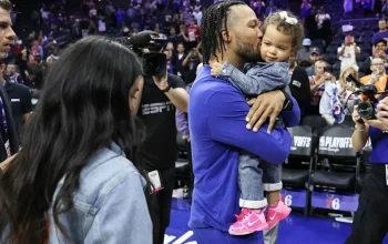 Viral Video Membuat Heboh: Dari Jalen Brunson Hingga Baby Shark Boy